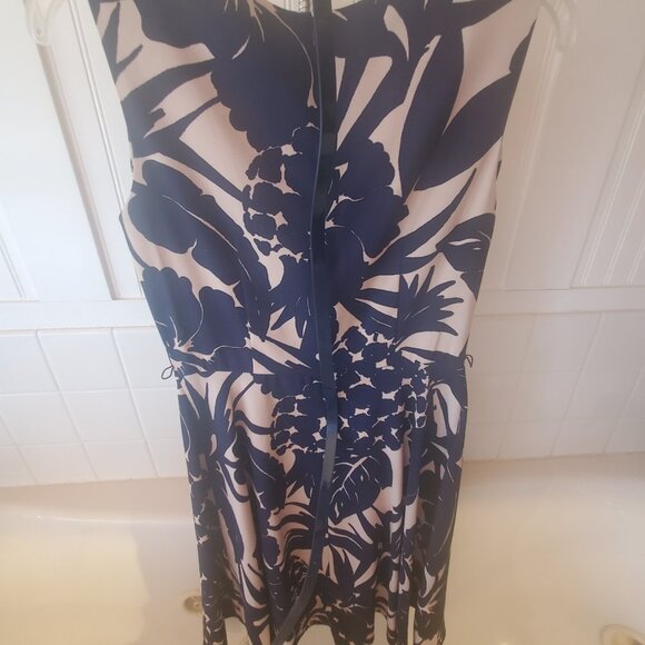 Dress Barn Darby dress size 4 - Picture 6 of 7